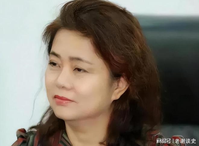 记：牟取私利独爱潜规则“小鲜肉”麻将胡了海南“绝世美人”高管陨落(图10)